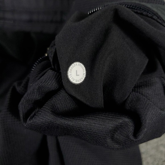 Lululemon X Peloton Shorts Mens Large Black Lace Tie Stretch Athletic - Picture 8 of 9